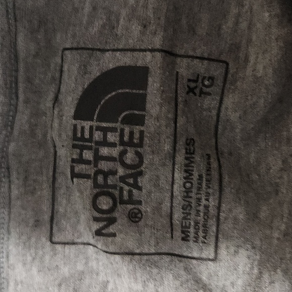 The North Face Tee EUC - Picture 5 of 5
